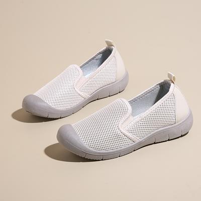 Новая модная женская обувь, удобная дышащая повседневная обувь, нескользящая легкая летняя сетчатая обувь для мам на плоской подошве