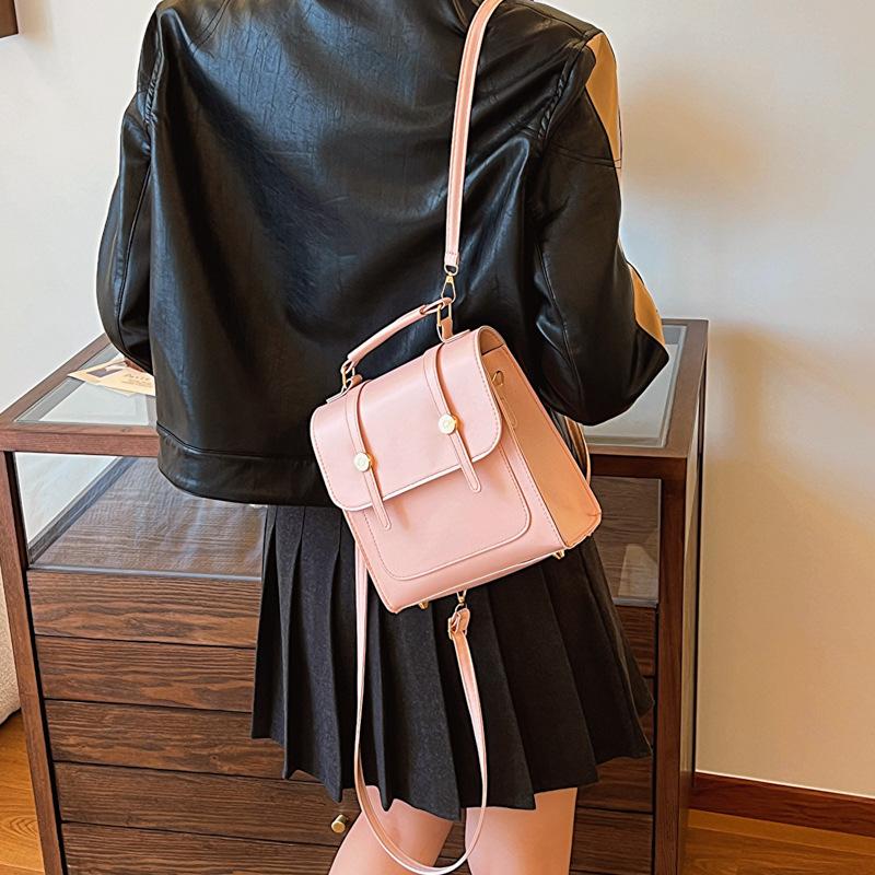 Large Capacity Fashionable and Minimalist Temperament Backpack, New Western-style Leisure Bag, Women's Minimalist Bag Trend