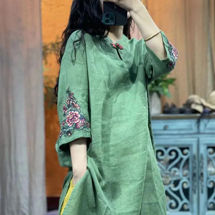 Женское летнее винтажное вышитое хлопковое льняное платье в этническом стиле с юбкой на пуговицах и семью рукавами