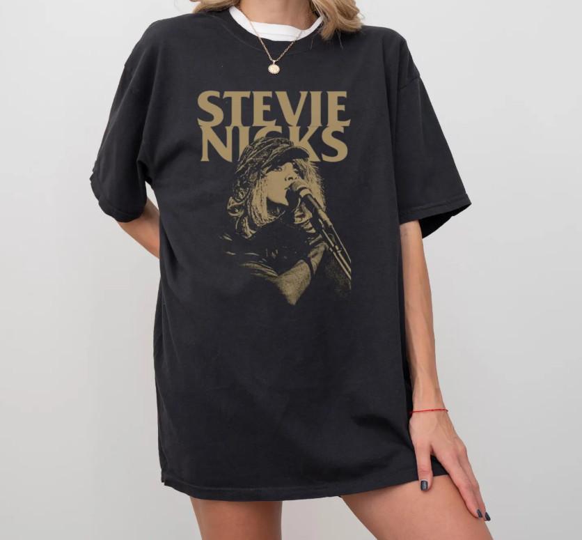 Stevie Nicks Vintage Rock Tour TShirt Unisex T-Shirt