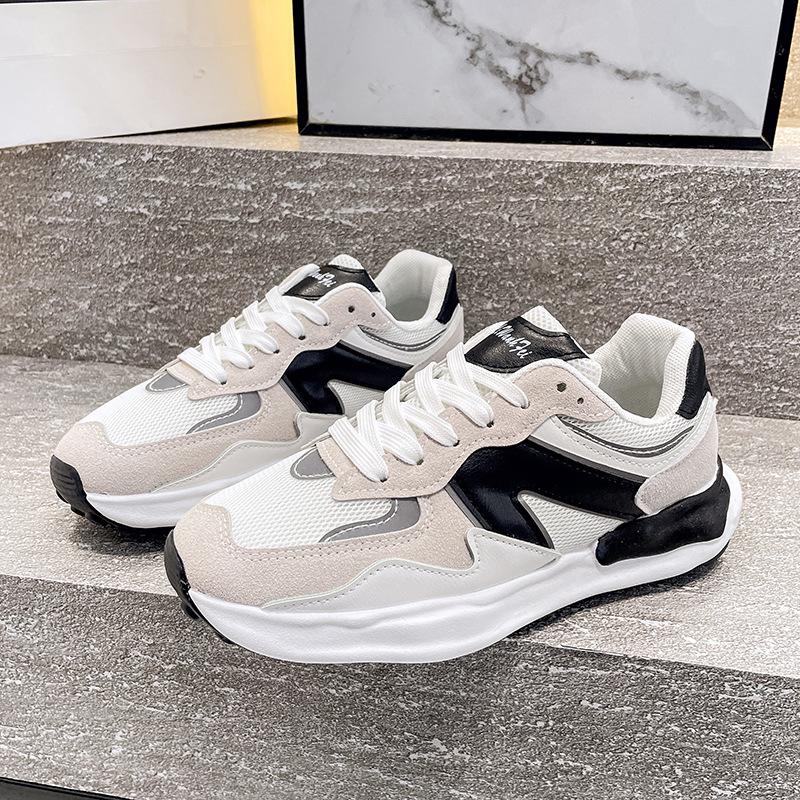 Спортивная и повседневная обувь с низким верхом, новая женская обувь, осенняя обувь, модная универсальная легкая обувь на мягкой подошве для бега