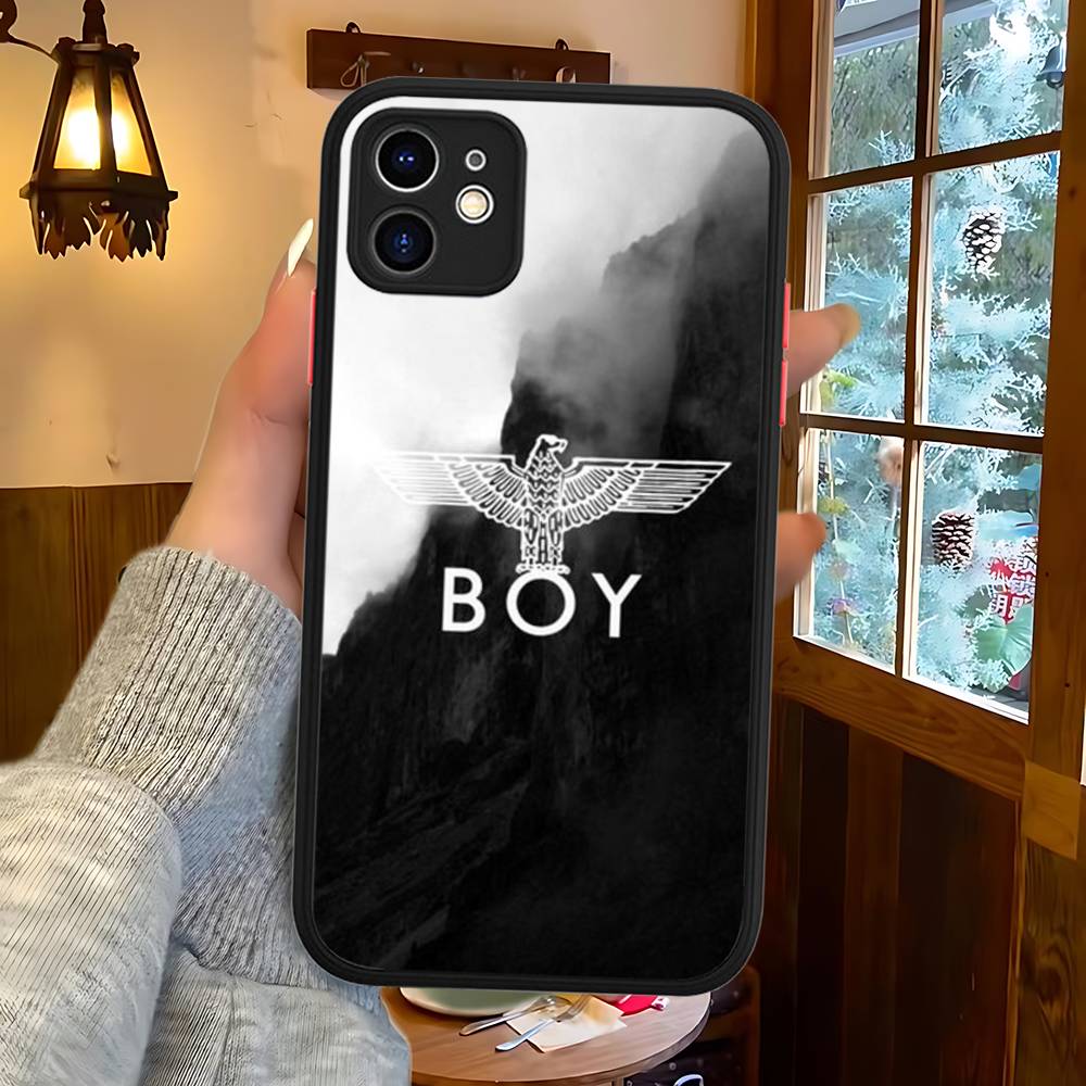 Classic Punk Logo B-Boy L-London For IPhone 16 15 14 13 12 11 Pro Max X XS MAX Plus Translucent Black Phone Cover