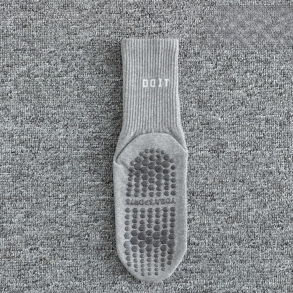 Женские фитнес-носки до щиколотки, модные носки средней длины для пилатеса и йоги, противоскользящие, влагоотводящие, дышащие, носки-следки для спортивных занятий