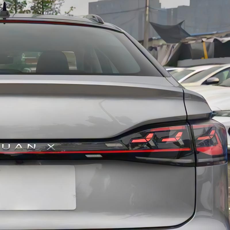 21-23 Volkswagen Tiguan X Прозрачная сквозная крышка корпуса заднего фонаря