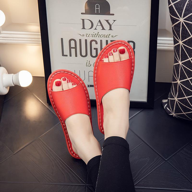 Модные женские домашние тапочки из натуральной кожи