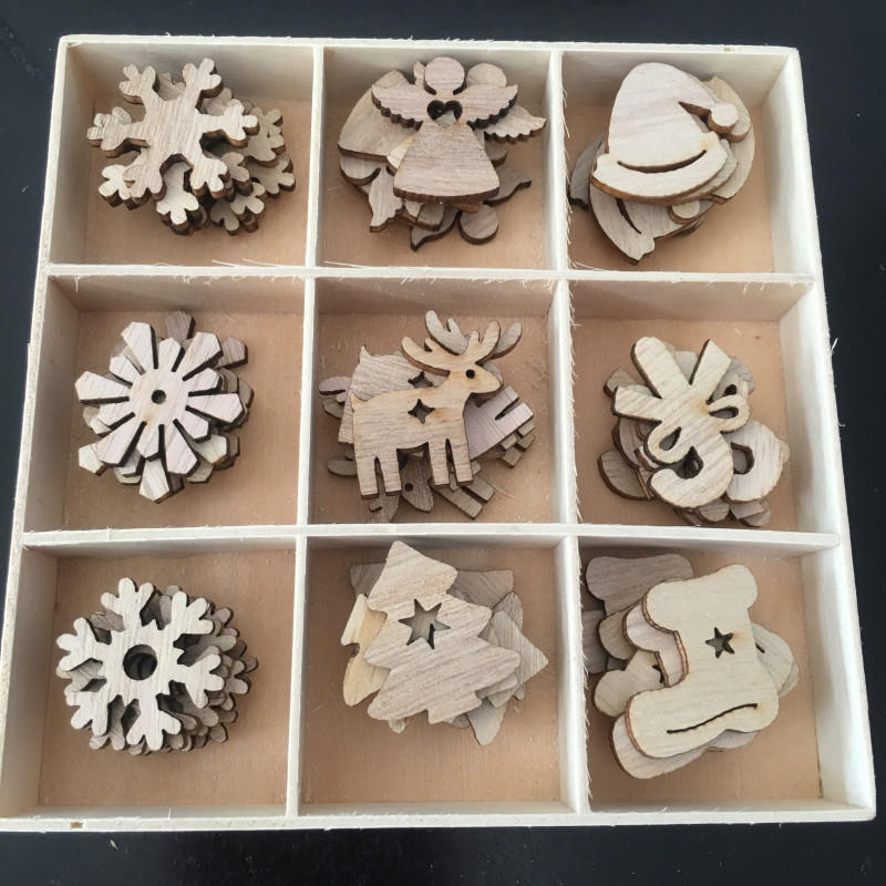 50PCS Hollow Wood Pieces Embellishments Vintage Christmas Unfinished Wood Ornament Decorative Accessories for DIY Scrapbooking Handmade Crafts