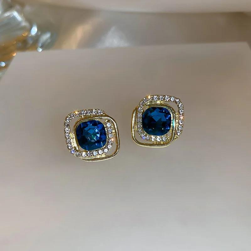 Vintage Emerald Green Rhinestone Stud Earrings For Women Inlaid Crystal Stud Earrings For Bridal Wedding Ear Jewelry Gifts