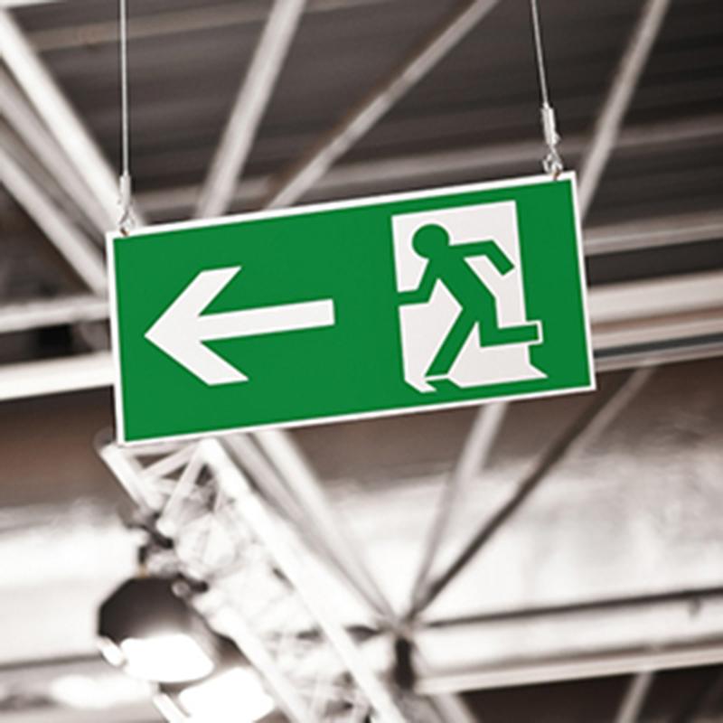 Строп из нержавеющей стали с пружинным крюком, страховочный шнур от падения, прочный, выдерживающий нагрузку, регулируемый подвесной трос