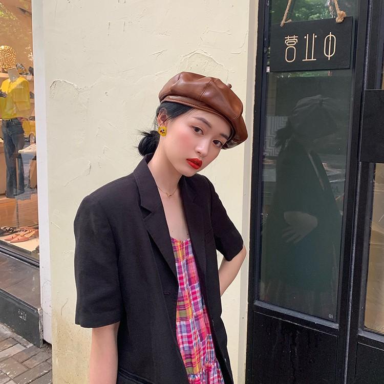 Шляпа Женская Мода Ретро Стиль Гонконга Берет Осень и Зима Корейская Версия Искусственная Кожа Шляпа Британского Художника Универсальная Литературная