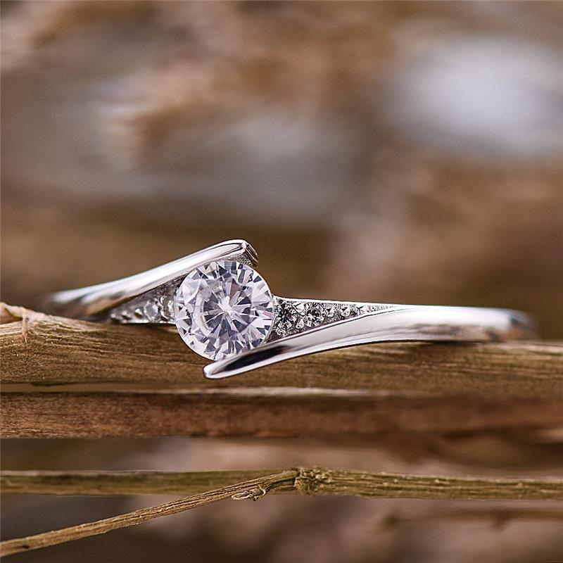 Изысканное и простое женское кольцо с ослепительными кристаллами и двумя головками, наполненное слиянием, свадебные ювелирные украшения