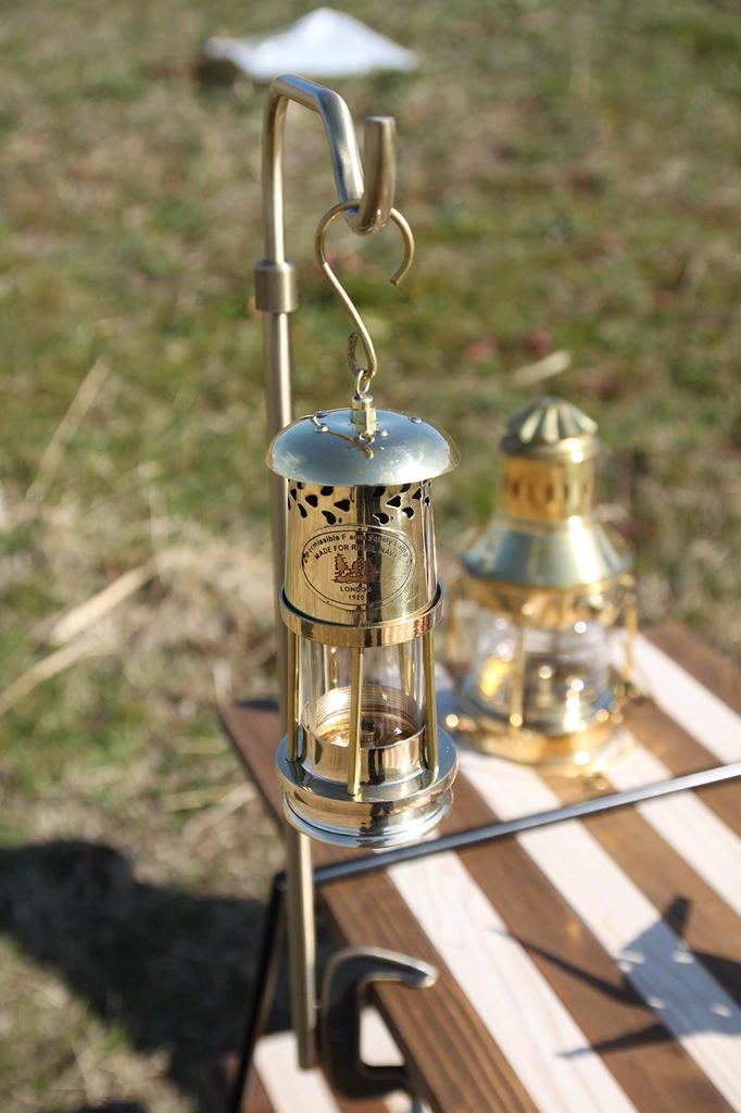 Roost Outdoors Brass Oil Ship Lantern (Brass Oil Lantern, Ship Lamp, Boat Lamp) Nelson Lamp, Anchor Lamp, Kerosene Lantern, Brass Lantern, with Simple