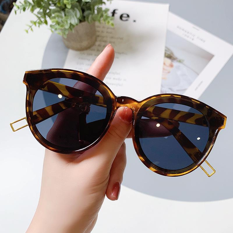 New Small Frame Circular Shape Sunglasses Women'S Brand Designer Fashion Sun Glasses Women Leisure Eyewear Uv400