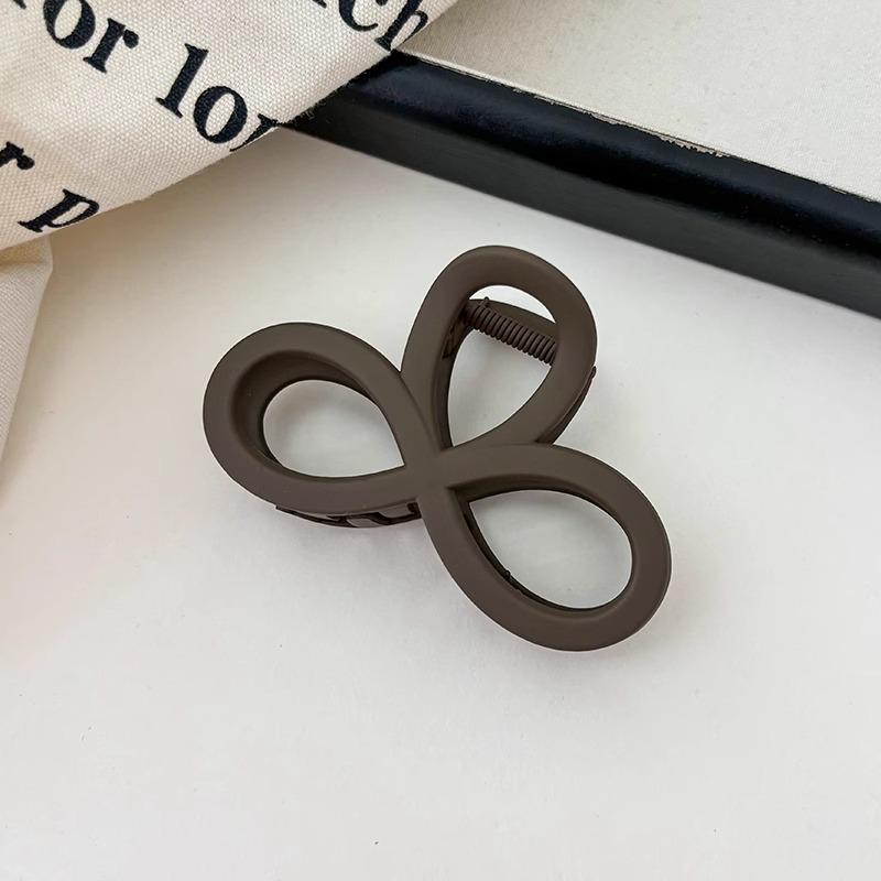 Большая женская шпилька высокого класса: Новая модель Shark Clip 2025 года на осень/зиму