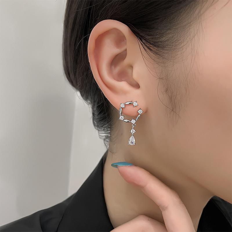 Lindon Copper Alloy Zircon Earrings Drop Earrings For Women Wedding Party Gifts