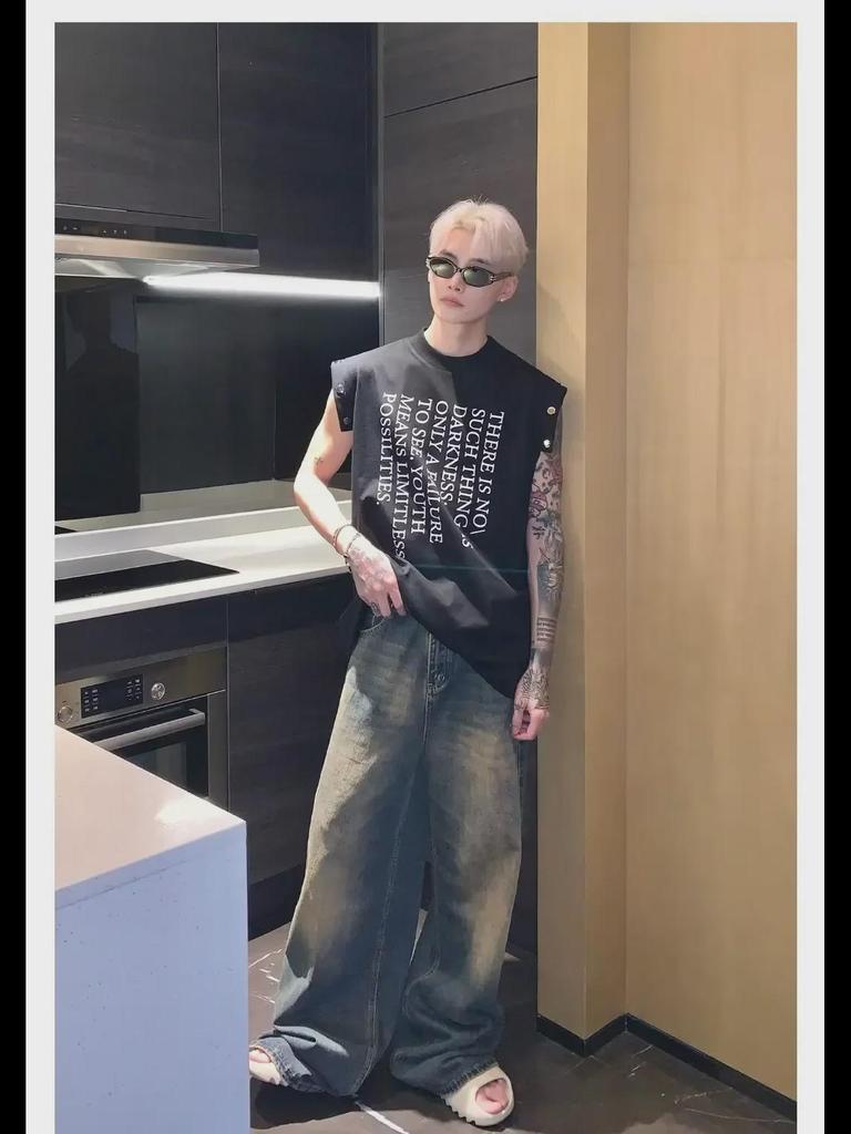 Мужские джинсы с широкими штанинами в стиле ретро с градиентом — модный свободный крой для осени и зимы