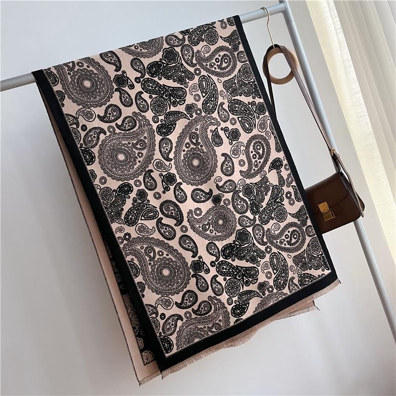 Show Temperament Cashew Flower Jacquard Imitation Cashmere Scarf, Winter Retro Scarf Can Be Matched In All Seasons