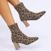 Модные женские сапоги с леопардовым принтом, дизайнерские ботильоны для женщин, модные короткие сапоги с острым носком, лаконичные толстые каблуки, туфли на высоком каблуке для женщин
