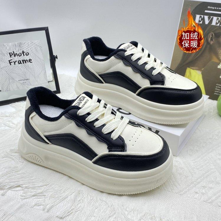 Оригинальные осенне-зимние толстоподошвенные ультралегкие 2025 весенне-летние повседневные спортивные туфли-маффины женские универсальные новые на шнуровке маленькие белые