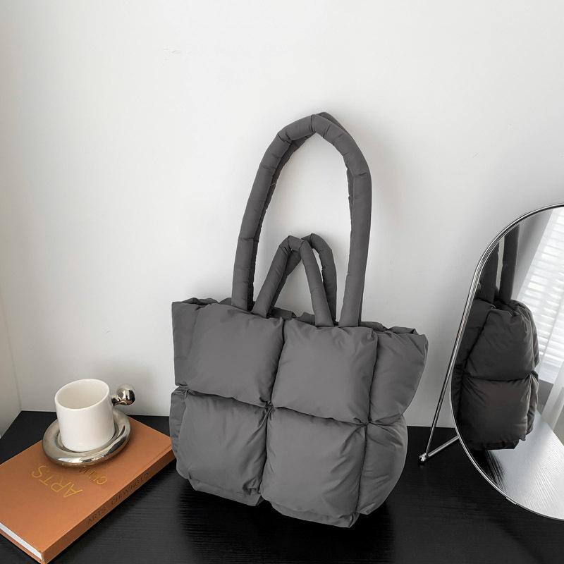 Пуховая сумка, хлопковая одежда, сумка-тоут, высокая версия, женская сумка из хлопка с клетчатым наполнителем, модная сумка через плечо.