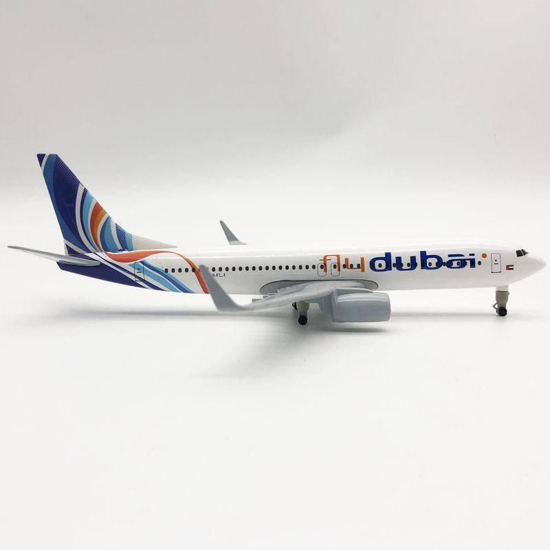 Model Aircraft 20cm for Dubai Airline B737 DieCast Airplane Toy Model 737 with Wheels Airplane Model Kits Collection