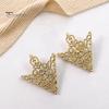 1 Pair Men Women Shirt Collar Clip Retro Hollow Pattern Palace Style Collar Buckle Brooch Neck Clip Outfit Accessories