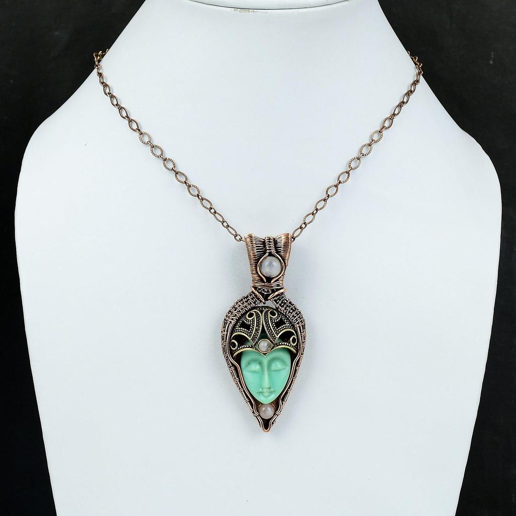 Кулон с резным зеленым лицом из кости, обернутый медной проволокой, новинка ручной работы, кулон с радужным лунным камнем, драгоценный камень, ювелирное изделие из медной проволоки
