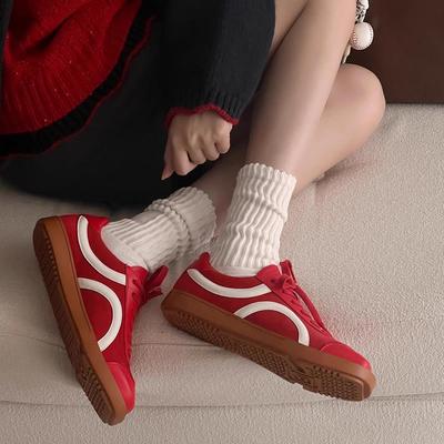 Весна 2025 Новый стиль Легкая Повседневная Черная Обувь Deqin На Плоской Подошве Спортивные Женские Кроссовки Удобная Дышащая Резиновая Подошва