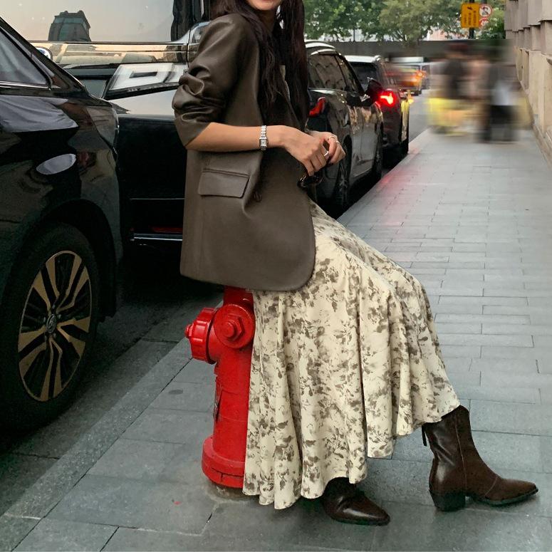 Женская куртка из искусственной кожи: Модный стиль стрит-рок, свободный крой, черный цвет, повседневный стиль класса люкс.
