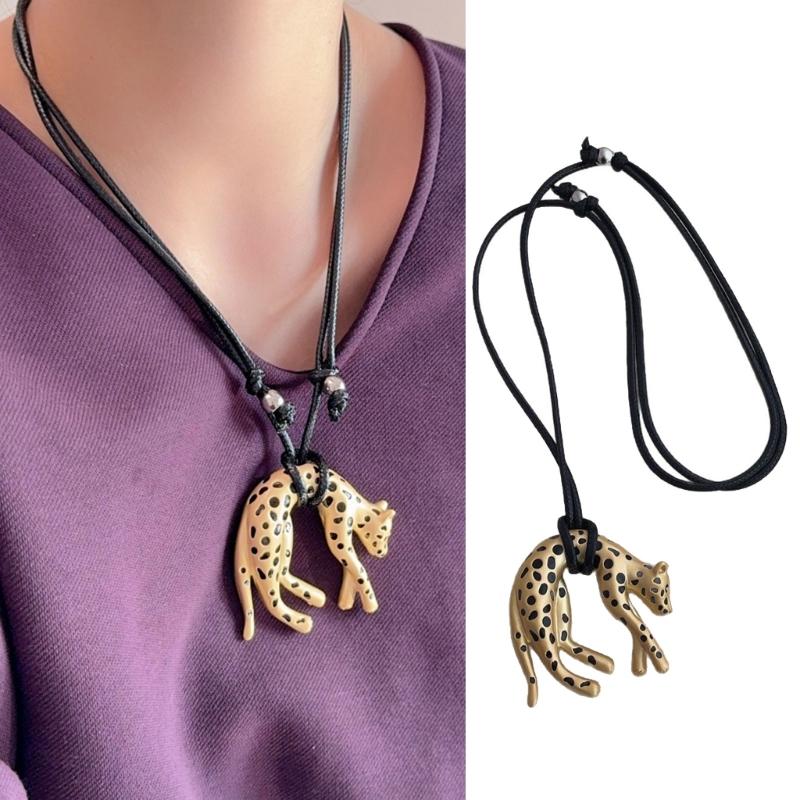 Подвеска на цепочке в форме леопарда с гальваническим покрытием, разработанная для элегантных и стильных нарядов