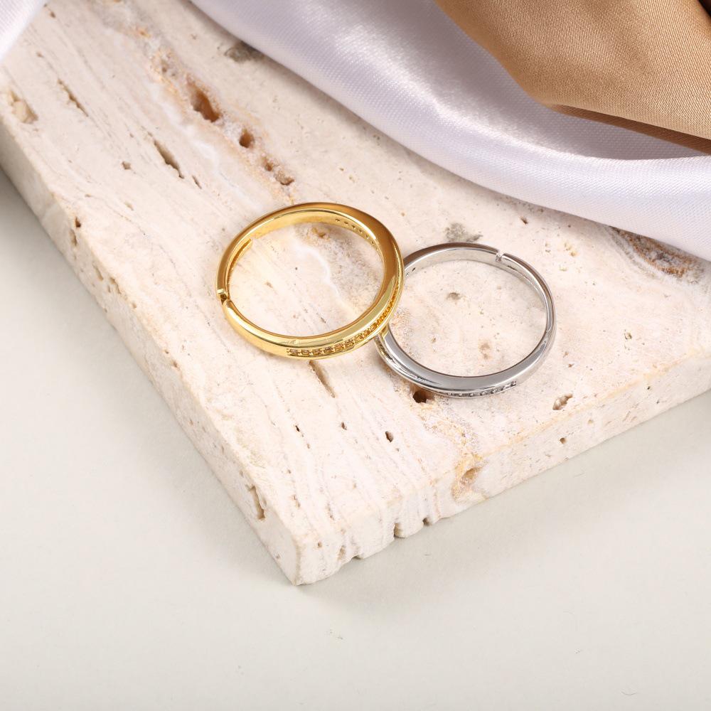 Регулируемое кольцо с покрытием из 18-каратного золота с дизайном из микро-паве с бриллиантами