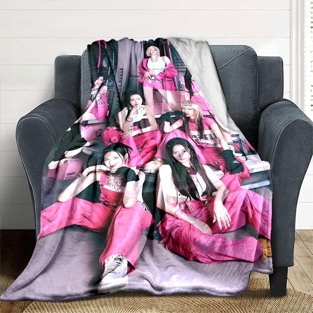 Babymonster Blanket Ultra-Soft Perfect for Chair Bed Bedding Four Seasons Universal Warmthful Decor Ideal Gift For Birthday Valentine'S Day