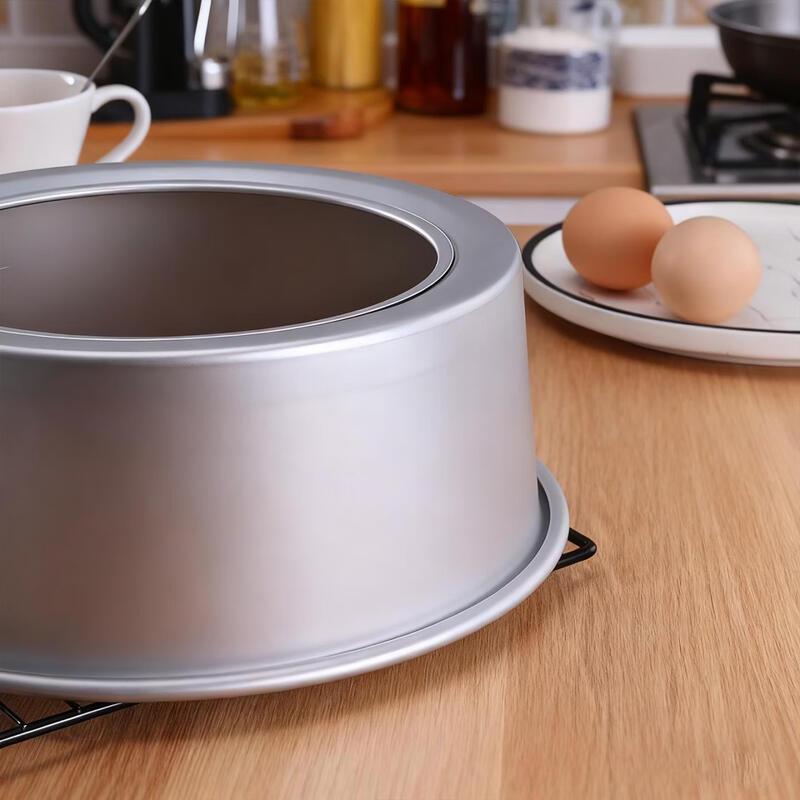MDNG Anodized Aluminum Round Cake Pan