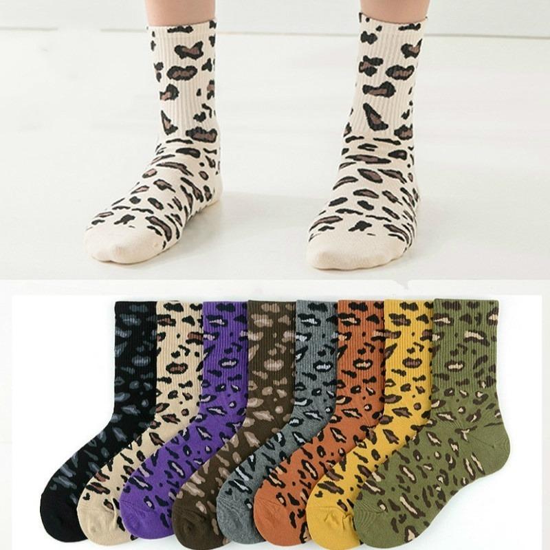New 1Pair Men And Women Middle Tube Couple Socks Personality Leopard Print Cotton European American Trendy Ladies Socks