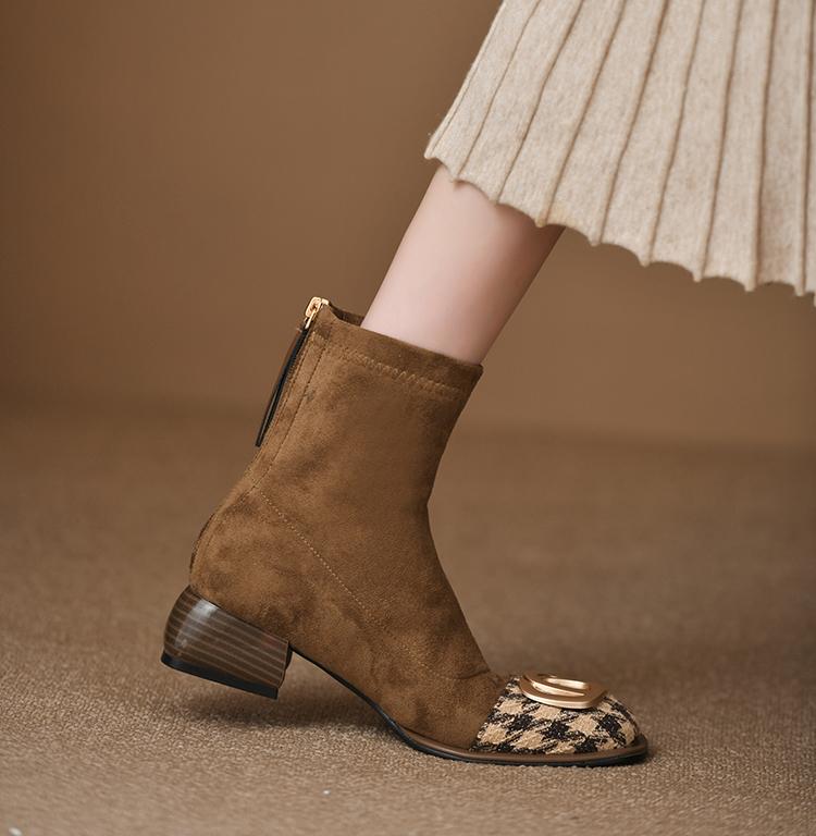 Модные женские ботинки челси на среднем каблуке из толстой замши. Ботильоны. Зимняя мода 2024 года. Новые ботинки на молнии. Высокие каблуки.