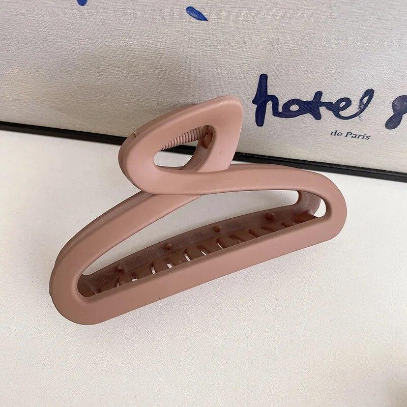 Винтажные кофейные когти для волос, модные полые заколки для волос с геометрическим рисунком, заколки для волос в виде краба и акулы, головные уборы для женщин, вечерние аксессуары для волос