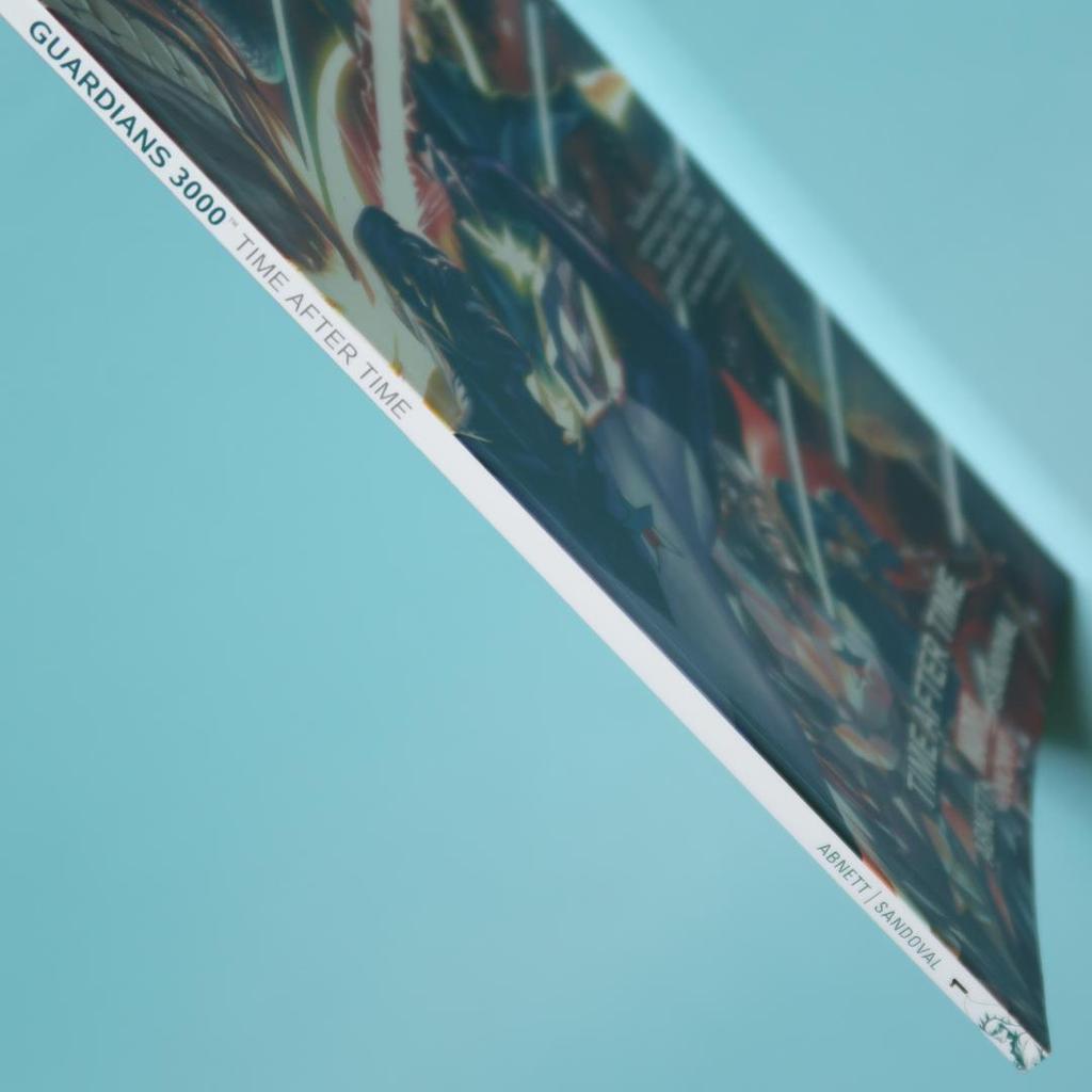 [Б/У] Распродажа! Иностранные Книги Американские Комиксы ГАЛАКТИЧЕСКИЕ СТРАЖИ 3000 Том. 1 Марвел