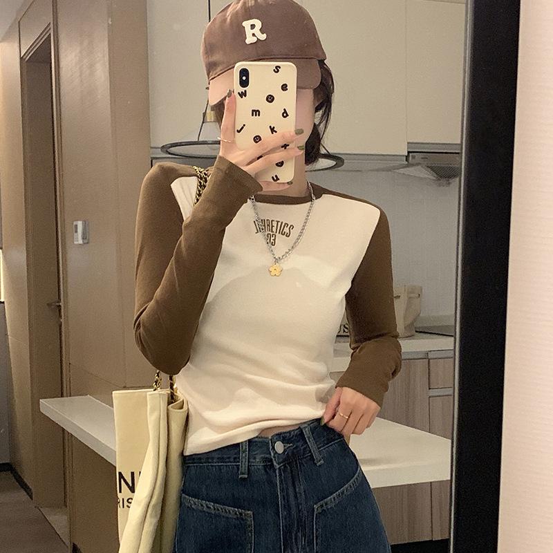 Женская футболка с длинными рукавами и буквенным принтом, короткие топы с длинными рукавами и тонкими внутренними топами