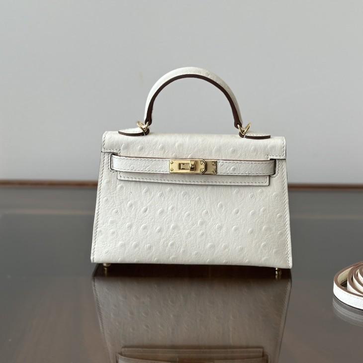 19 Одинарная сумка-тоут из овчины с пятью металлическими украшениями