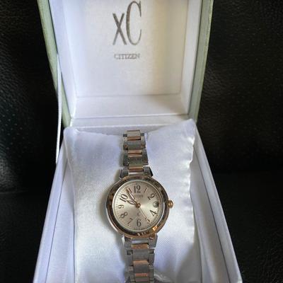 Б/у женские часы CITIZEN xC Citizen Cross Sea
