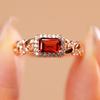 Имитация Натурального 4*6мм Кольцо с Гранатом Легкая Роскошь Розовое Золото Ажурное Живое Кольцо