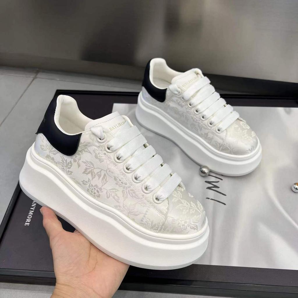 Guofeng Xiaobai обувь женская 2024 года новая популярная весенне-летняя обувь на платформе женская модная спортивная обувь для сноуборда Guochao