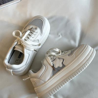 Женские дышащие сетчатые балетки Кроссовки женские Вулканизированные туфли на платформе Летние кроссовки Женские 2024 Кроссовки на шнуровке Трендовые кроссовки