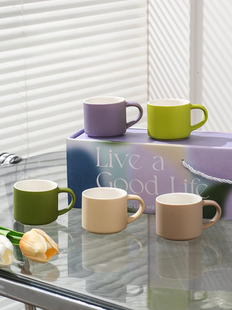 5 шт./набор Керамические кофейные кружки с коробкой Маленькие чайные чашки Офисный набор керамических чашек для питья воды Чашка для чая Праздник Вечеринка Подарки для друзей