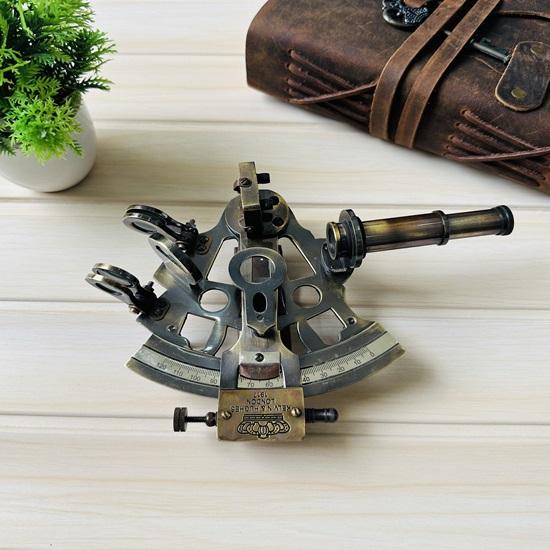 Морской латунный рабочий секстант, старинный морской навигационный инструмент в кожаном футляре, корабельный инструмент астролябии, навигационный секстант