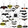 Подвески Летучая Мышь Брелок Игрушка Супегерои Кино Украшения Брелок для Ключей Автомобиля Сумки Аксессуары для Мужчин Женщин Подарки Фанатам Сувенир