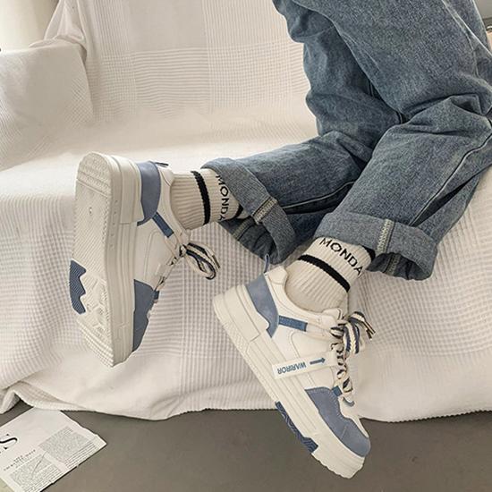 Маленькие весенние и осенние туфли для досок. Женские туфли для отдыха на толстой подошве. Маленькие белые туфли для студентов. Корейская обувь. Туфли на плоской доске. Модная повседневная женская обувь.