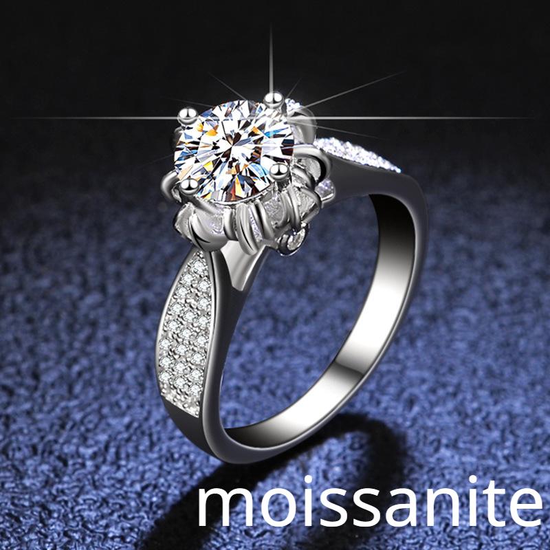 S925 Sterling Silver Women's Ring Simulated Diamond 1ctD Color Moissanite Wedding Ring Four-claw Wedding Ring Proposal Diamond Ring
