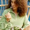 NEIWAI Spring/Summer Collared Silhouette Sweatshirt and Short Drawstring Sweatpants Set