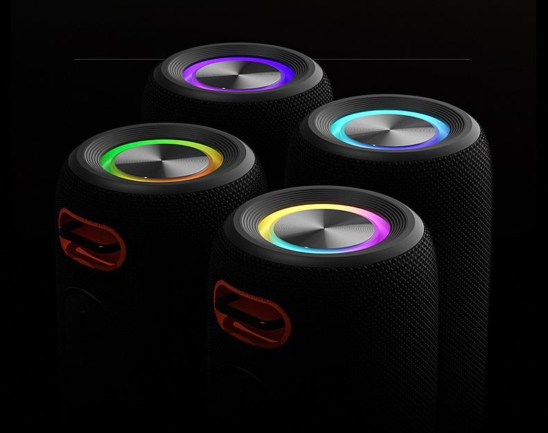Портативный Bluetooth-динамик мощностью 30 Вт: Высокая громкость, качественный звук, водонепроницаемость IPX6, ритмичная цветная подсветка для использования на открытом воздухе.