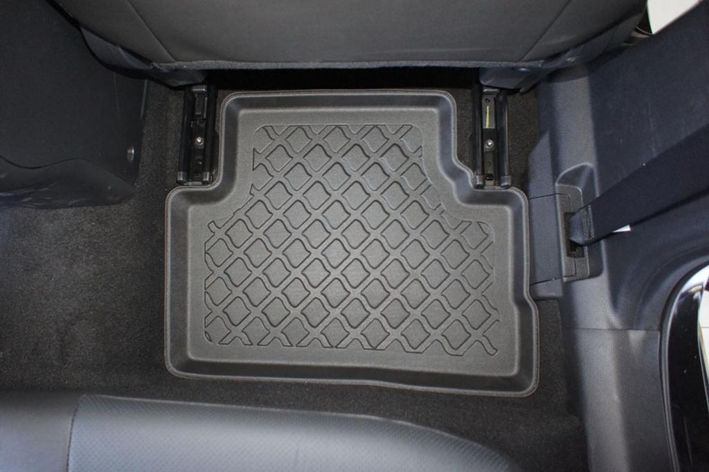 Bagażnik ARISTAR 193245G + Dywaniki ARISTAR 603244 - Nissan Qashqai II SUV od 02.2014r. stop. RN kierowca - ZAMONTOWANE